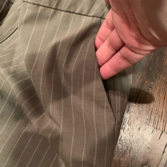 Women’s Brown Pin-Stripped Suit - Size 2 - Picture 7 of 7